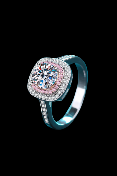 Moissanite Ring 1 carat